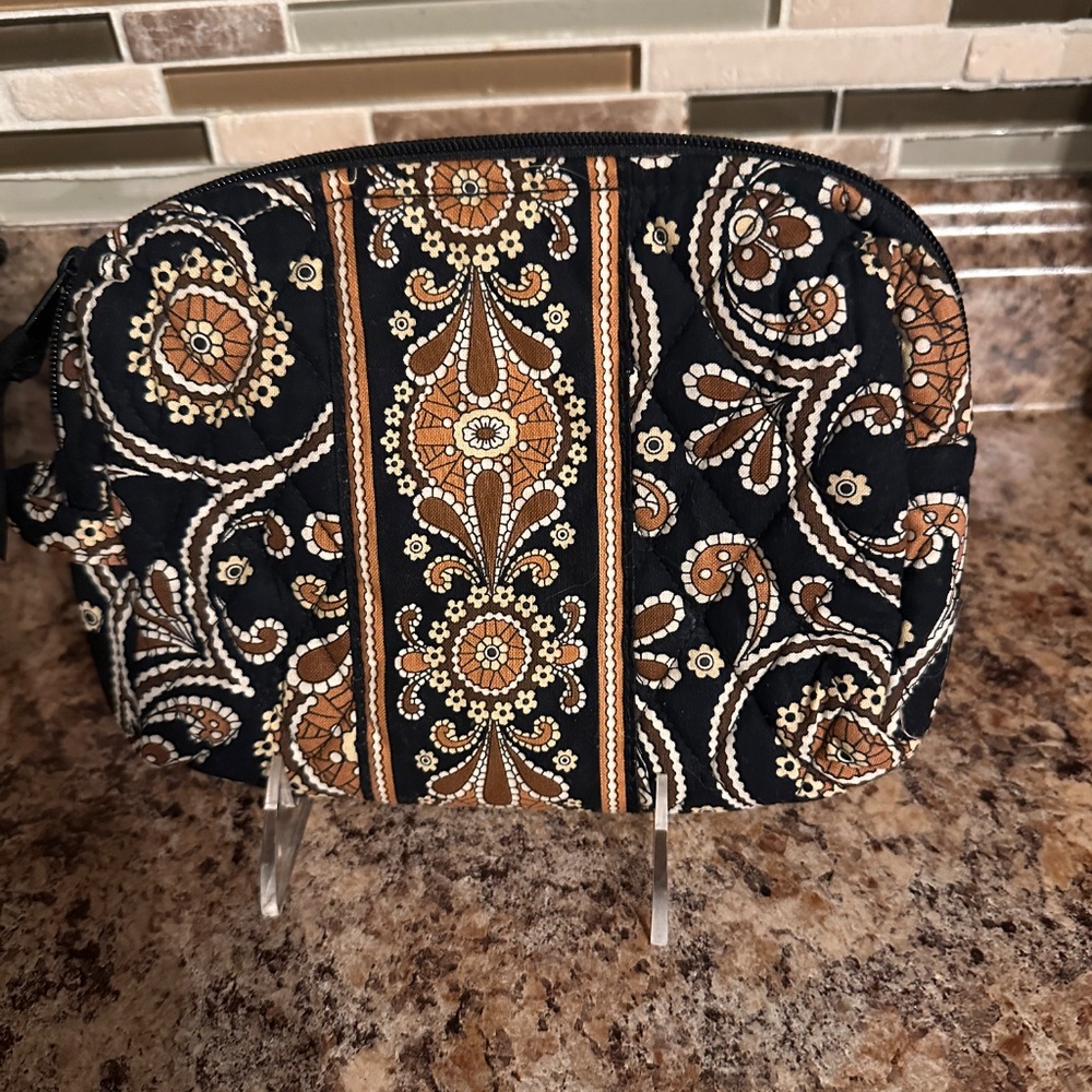 Vera Bradley RARE Zip Around Wallet Cosmetic Travel Bag Set Caffe Latte Quilted - Picture 2 of 9